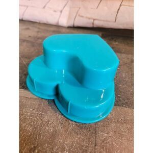 MGA blue heart pool doll accessory toy figure